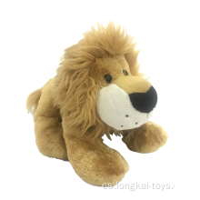 Juguete de peluche león agazapado